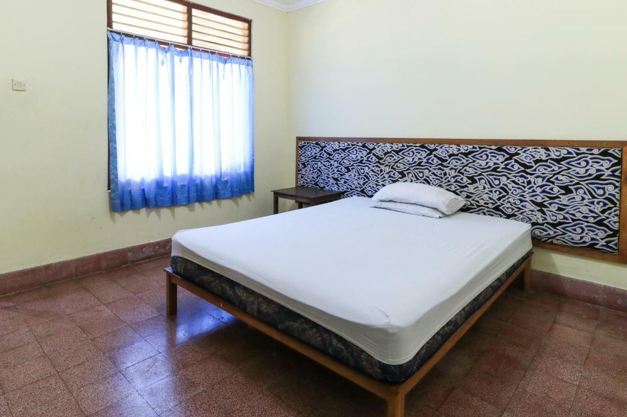 Mertha Jati Hotel Кута Экстерьер фото